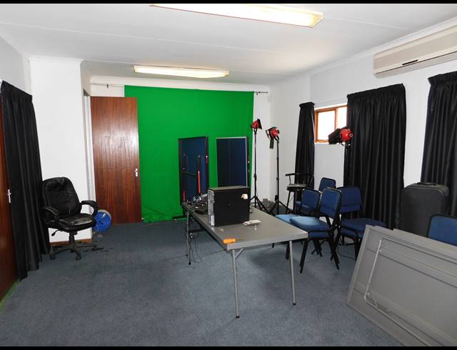 800M² TRAINING FACILITY FOR SALE IN FERNDALE